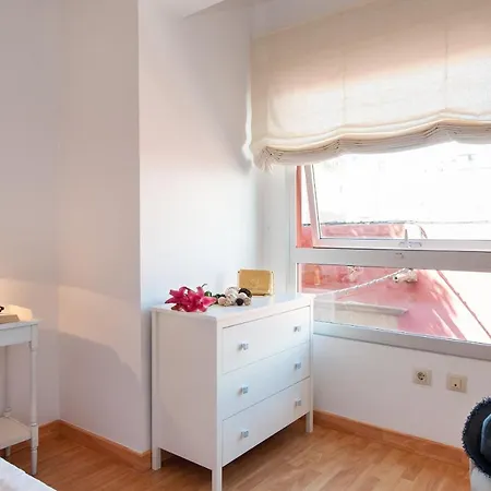 Flatguest Triana Apartment