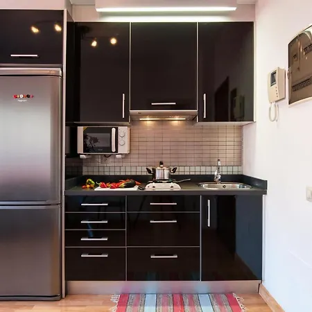 Flatguest Triana Apartment